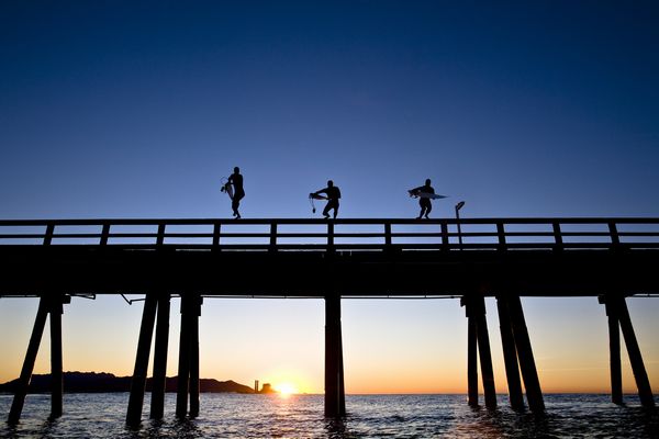 240_1pier_jump_surf